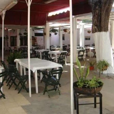 Hostal Villa Mercedes Chipiona Bagian luar foto